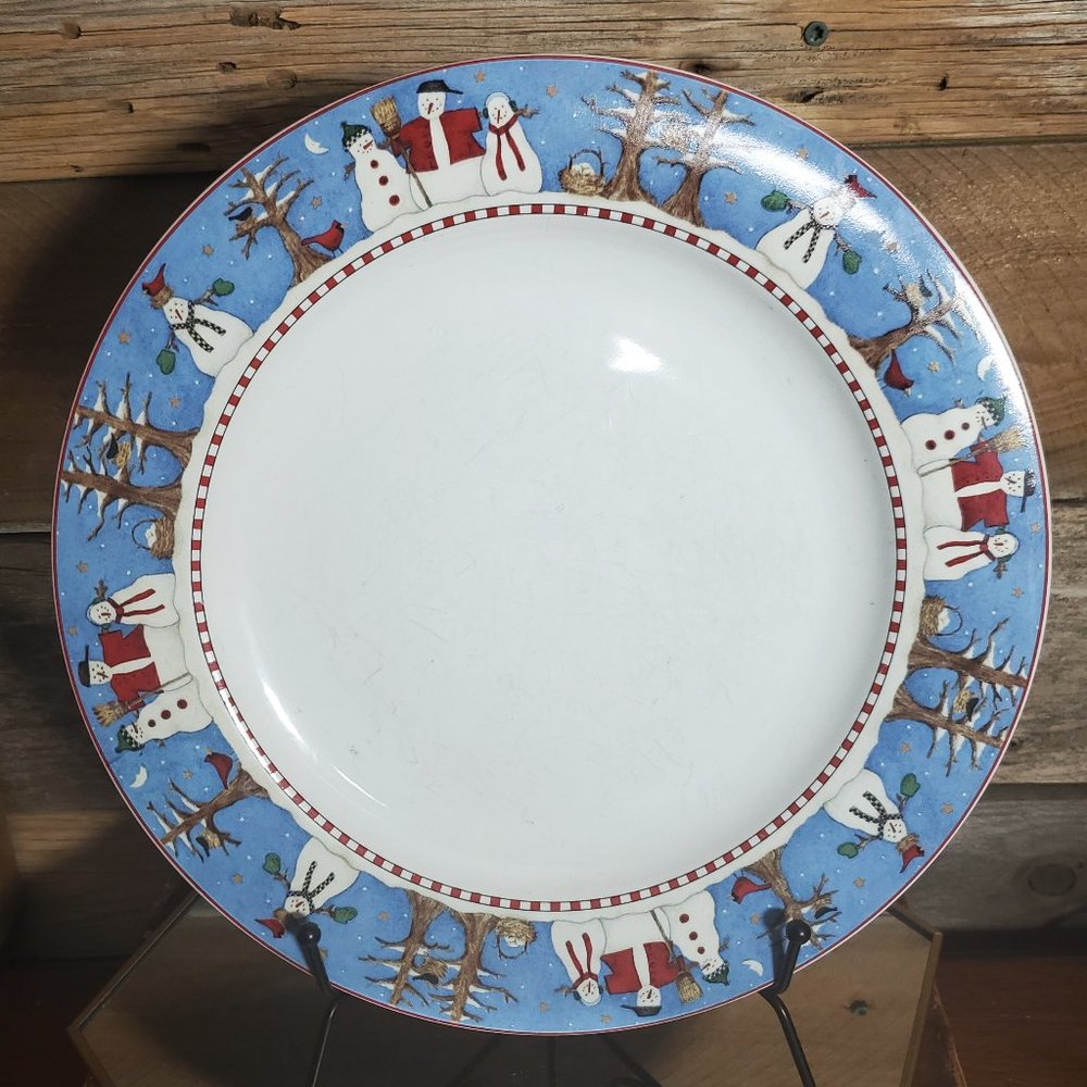 Snowman by Debbie Mumm - Sakura Dinner Plate
